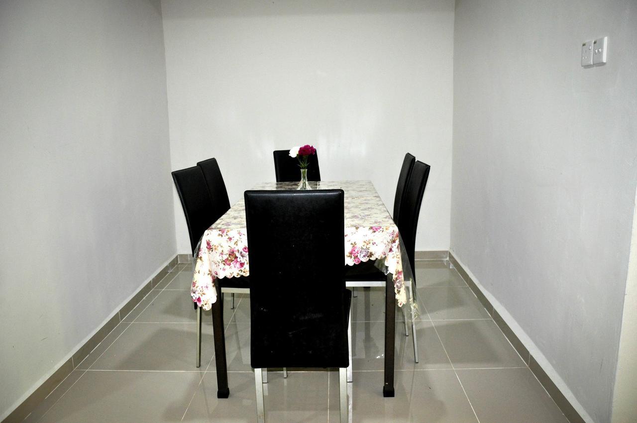Kak Nor Villa Kuala Terengganu Esterno foto